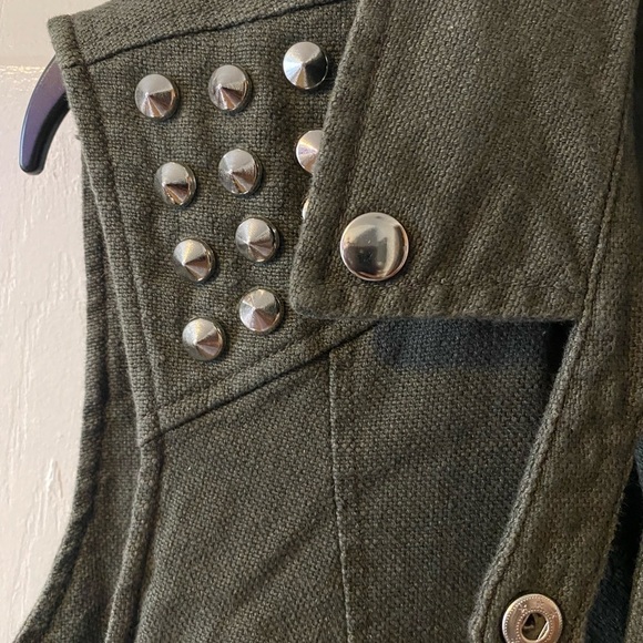 FOREVER 21 Green Vest Size Medium - Picture 2 of 6